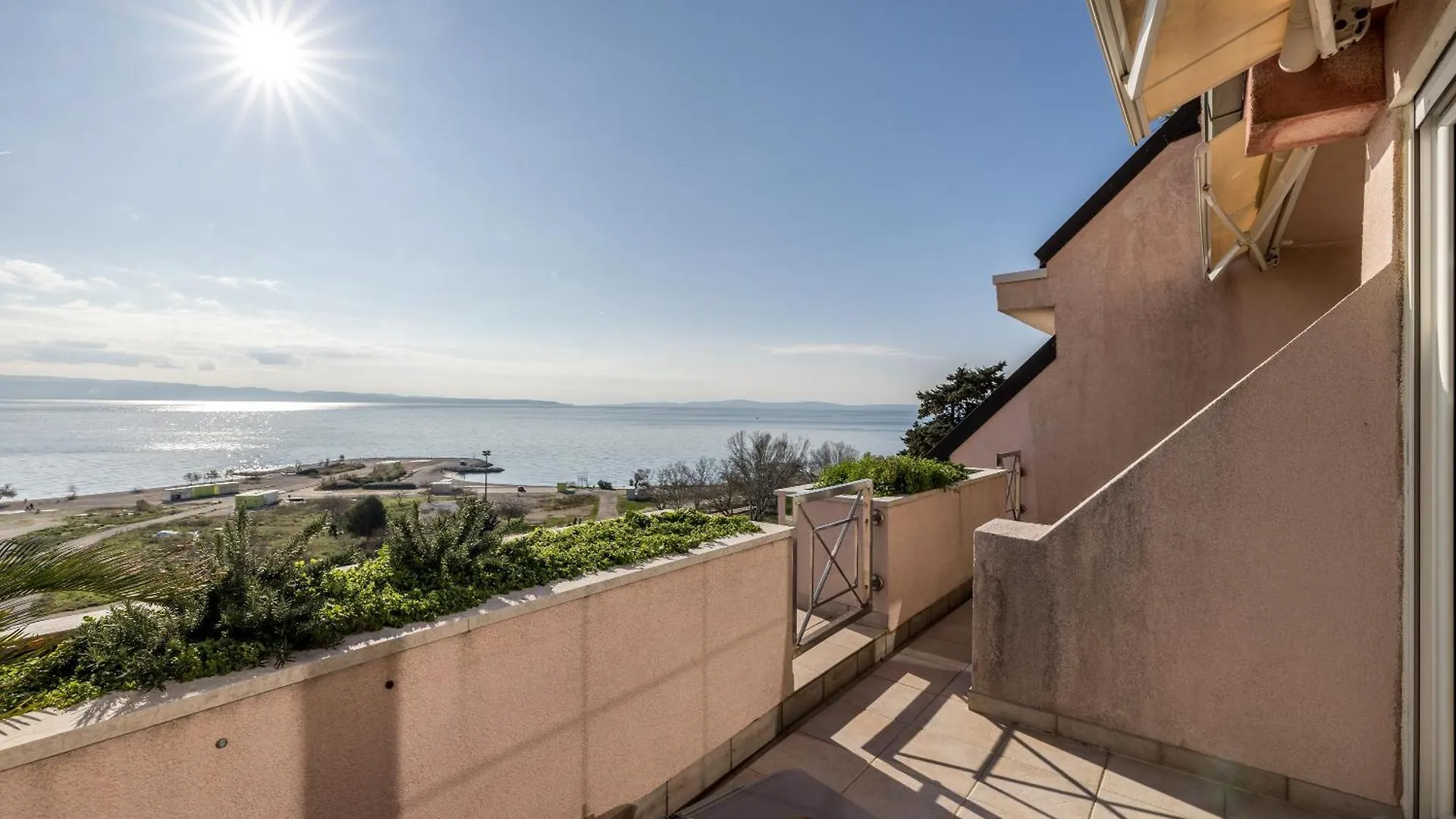 Luxury Apartment Zen Split